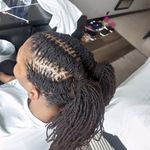 Debbie Lara - @debbieshunkslocs - Instagram
