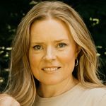 Debbie McFarlane - @bewellbydebbie - Instagram