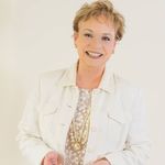 Debbie McLaughlin - @debbie.mclaughlin.754 - Instagram