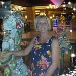 Debbie Sansom - @dinky.debs59 - Instagram