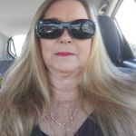 Debbie Holt - @debbieschwartz__ - Instagram
