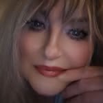 Debbie Stone - @smystifyme - Instagram