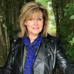 Debbie Valdata - @debbievaldata - Instagram