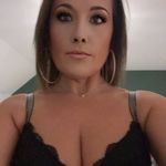 Debbie Waller - @debrawaller81 - Instagram