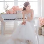 Debra Kong - @debbybeckbra - Instagram