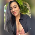 Débora Costa - @_deboraacosta - Instagram