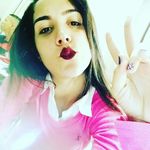Débora Baumann - @debaumann - Instagram
