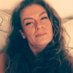 Debora Cortes - @debora.cortes.18 - Instagram