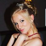 debora ferrante - @deboras_diaries - Instagram