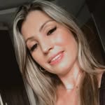 Débora Flores - @deboraa.flores - Instagram