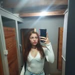 Débora Flôres - @debby_llt - Instagram