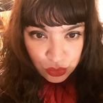 Debora Giles - @debora.giles.127 - Instagram