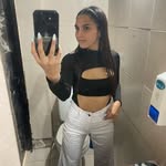 Debora Gomez - @goomez.debora - Instagram