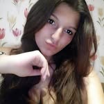 Debora Hammond - @baunjuliskerdbr - Instagram
