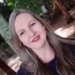 Débora Hoffmann - @deborahoffmann20 - Instagram
