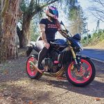 Débora G Raymundo - @debora_hornet600 - Instagram