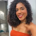 Débora Jones - @deborasenoj - Instagram