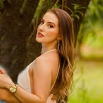 Débora Krüger Giurizatto - @debora_kg - Instagram