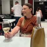 Débora Cristine Lang - @deeboralaang - Instagram