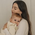Débora Lang | Sono do bebê - @seubebevaidormir - Instagram