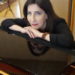 Deborah Levy | piano e teclado - @deborahlevyoficial - Instagram