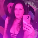 Debora Lujan - @deboralujan39 - Instagram