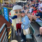 Debora Lynn - @debbielbrew2 - Instagram