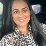 Débora Medeiros - @deboramedeirosofc - Instagram