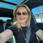 Débora Regina Schutz - @deborareginaschutz - Instagram