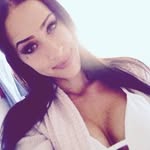 Debora Walker - @glamrockabella - Instagram