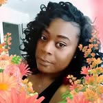 Debora Walker - @tittybiggles - Instagram
