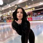 Déborah Blanche - @deborah.blanche.50 - Instagram