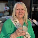 Deborah Bowen Woz House - @bowenwozhouse - Instagram