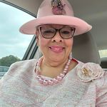 Deborah Burrell - @dddebobbi - Instagram
