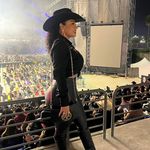Deborah La China - @deborahcisneros - Instagram