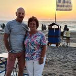 Deborah Claridge - @debsbluemetro - Instagram
