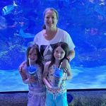 Deborah Clavette - @crazy_cat_chick4444 - Instagram