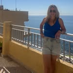 Deborah Curry - @debz_33 - Instagram