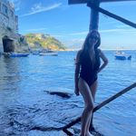 Deborah Esposito - @deborah.512 - Instagram