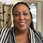 Deborah Fyffe - @chillingwithladyd - Instagram