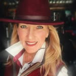 🐝ᗪEᗷOᖇᗩᕼ🐝 - @deborah_at_gardencottage - Instagram