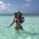 Deborah Gomes - @deborahgomes19 - Instagram