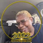 Deborah Holton - @becoda9545 - Instagram