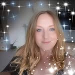 Deborah Laing - @laing222 - Instagram