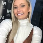 Déborah Lobet - @deborahlobet - Instagram