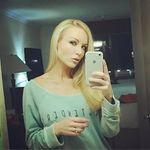 @debor_ahmackey - Instagram