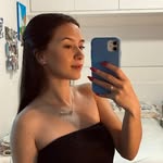 Déborah Mello - @deborah.melloo - Instagram