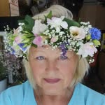 Deborah O'Connor Florist/Flower Farmer - @bishopstoneblooms - Instagram