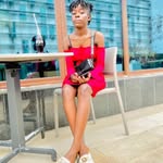 Déborah Queen - @deborahqueen825 - Instagram