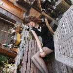 Deborah riser ( petite puce ) - @xpoupeydluxe - Instagram